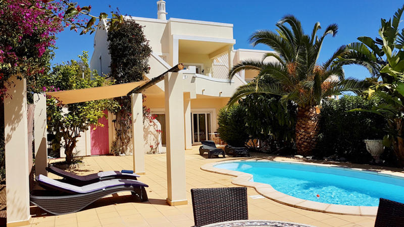 00016_BOAZ_rentals_Casa_Palm_House_Carvoeiro_Algarve_Portugal.jpg